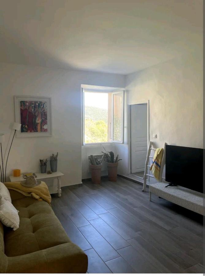 Appartement Vue Mer En Plein Centre De カルジェーズ エクステリア 写真